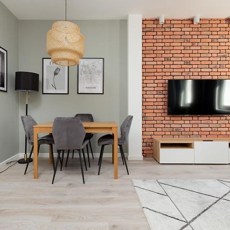 Central Apartment Emilii Plater By Noclegi Renters Varşovia Exterior foto