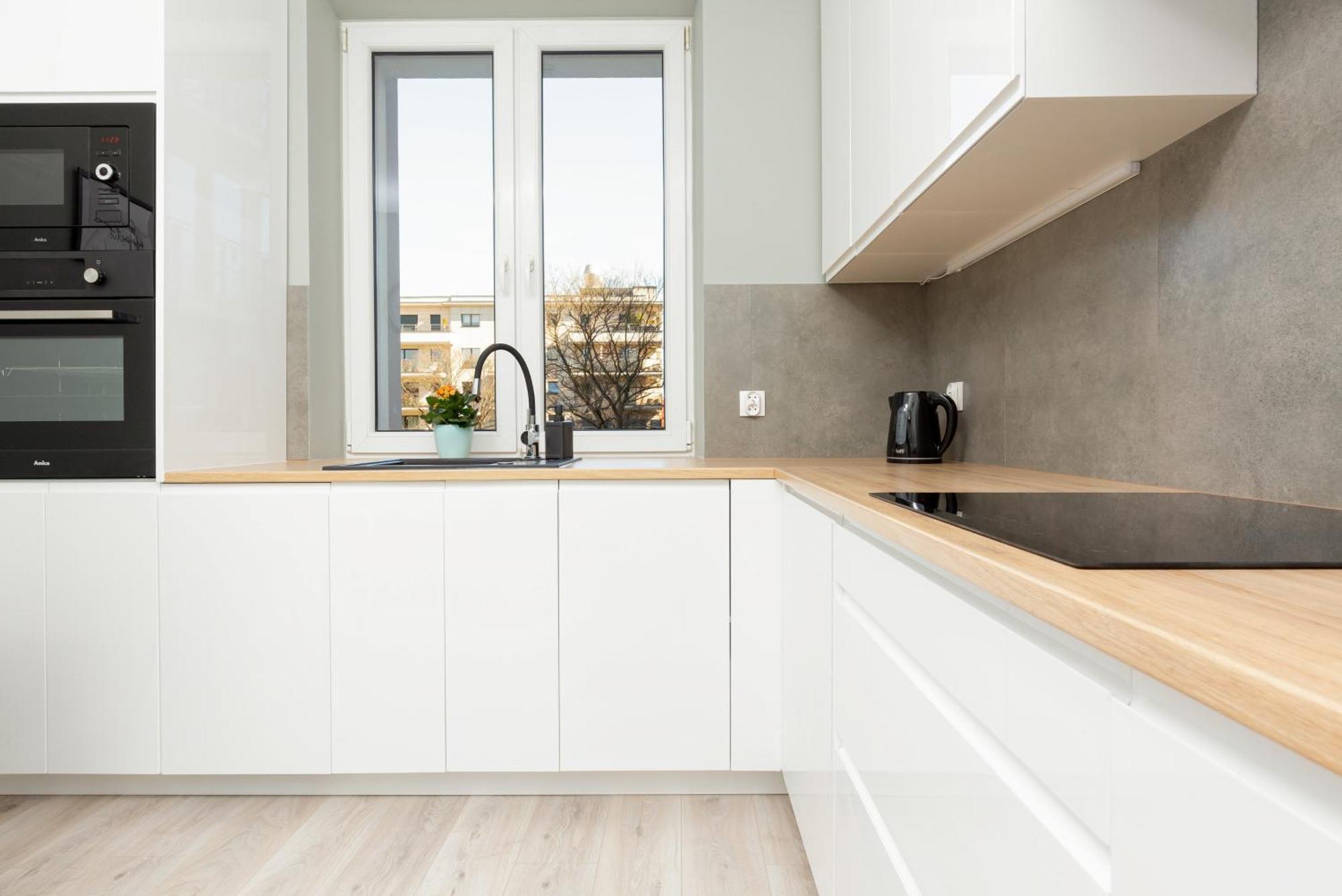 Central Apartment Emilii Plater By Noclegi Renters Varşovia Exterior foto